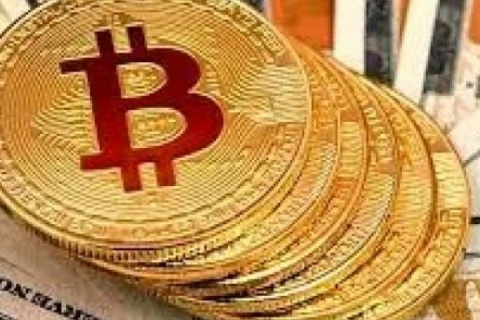 بیت کوین با عبور از ۷۲ هزار دلار رکورد زد