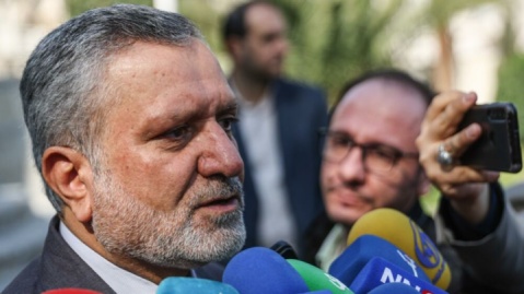 دولت در تلاش برای تامین و تضمین زندگی کارگران