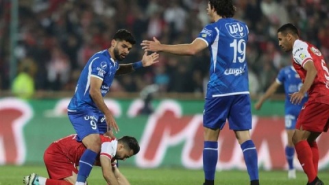 پرسپولیس و استقلال نقره‌داغ شدند