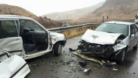 هشدار اورژانس؛ مصدومان تصادفات رانندگی را جابجا نکنید