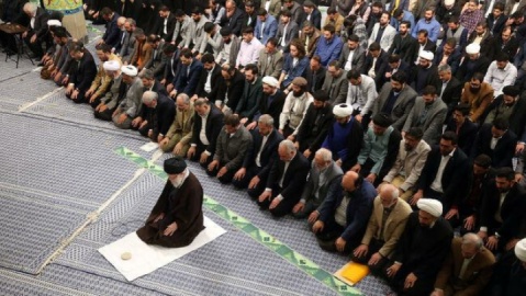 دیدار جمعی از شاعران و اهالی فرهنگ و ادب با رهبر انقلاب
