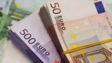 کاهش نرخ یورو و بازگشت آن به کانال ۴۶ هزار تومان