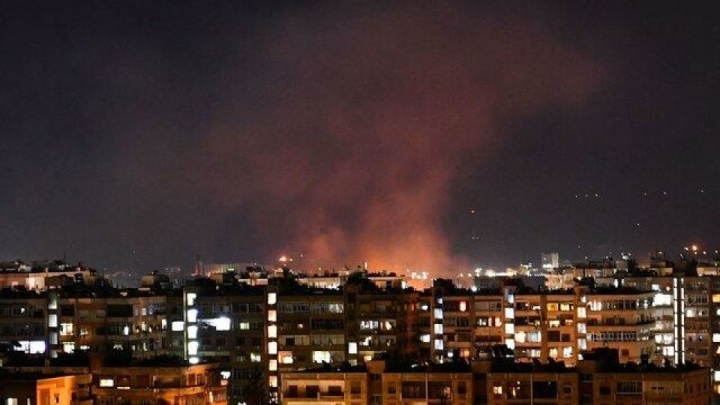حومه دمشق توسط رژیم صهیونیستی مورد حمله قرار گرفت
