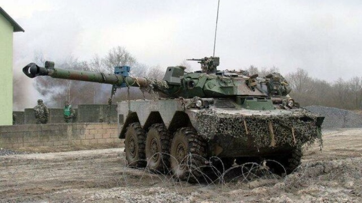 فرانسه جنگ‌افزارهای قدیمی خود را به اوکراین می‌دهد