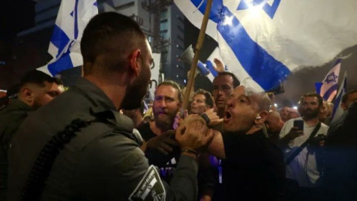 بازداشت ۱۴ معترض در تظاهرات ضد دولتی در تل‌آویو