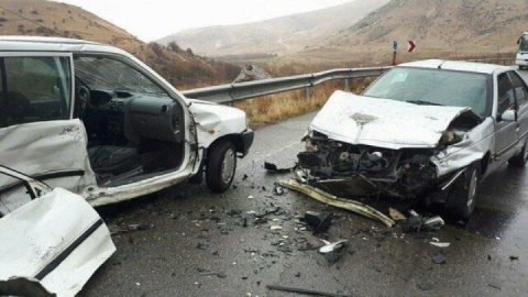 ثبت ۱۳ هزار تصادف رانندگی منجر به جرح و مرگ در سفرهای نوروزی