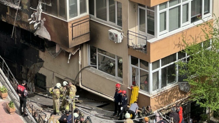 آتش‌سوزی در استانبول ترکیه ۲۵ کشته بر جای گذاشت