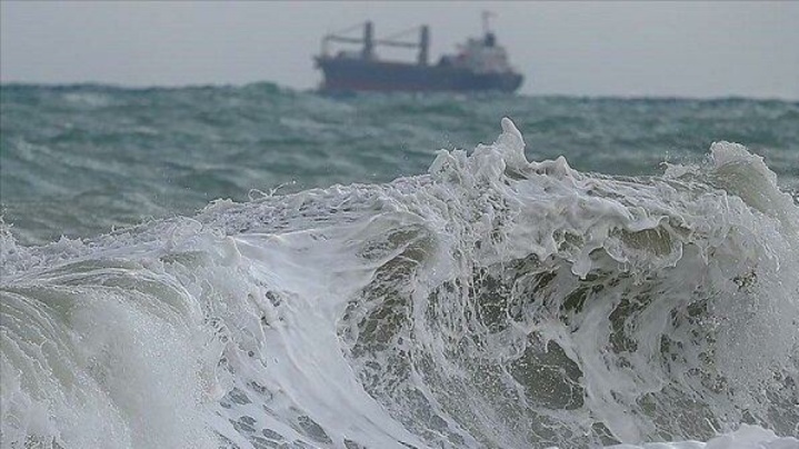 هشدار وزش باد شدید و طوفان در انتظار دریای خلیج‌فارس