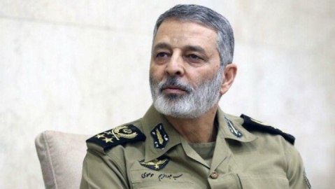فرمانده کل ارتش سالروز تأسیس سپاه پاسداران را تبریک گفت