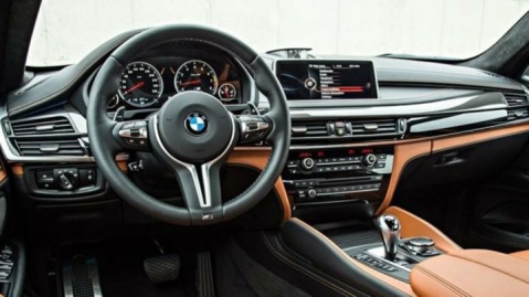 BMW لوکس و قاچاق در شهرری کشف شد