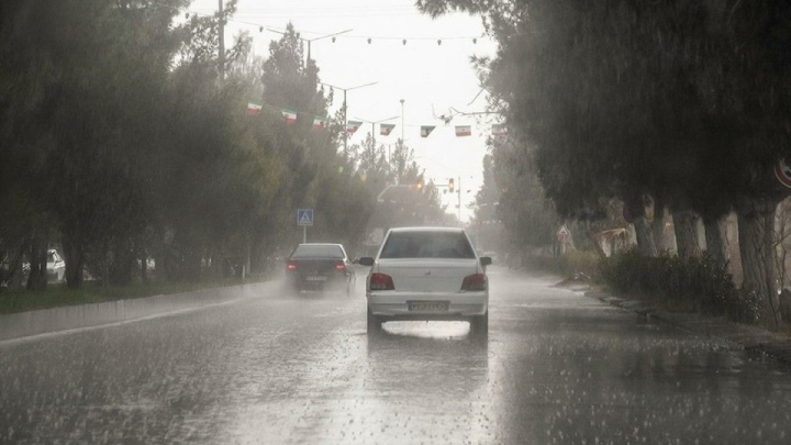 هواشناسی ایران| تداوم رگبار و رعد و برق و کاهش دما در نوار شمالی کشور