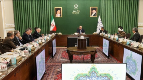 قالیباف بر لزوم اتفاق نظر دولت و مجلس در موضوعات مرتبط با ارز تاکید کرد