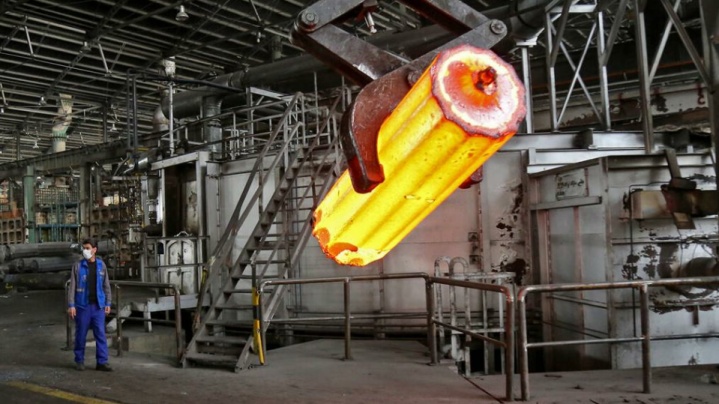 مزایای بومی‌سازی ماشین‌آلات صنعتی فولاد اسفراین