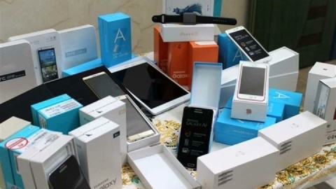 واردات ۵۰۰ هزار دستگاه گوشی تلفن همراه