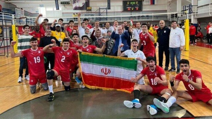 قالیباف قهرمانی تیم ملی والیبال دانش‌آموزی در رقابت‌های صربستان را تبریک گفت