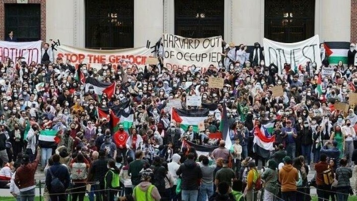 واشنگتن پست: ۹۰۰ نفر از دانشجویان آمریکایی حامی فلسطین بازداشت شدند