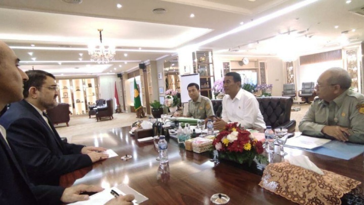 سفیر ایران با وزیر کشاورزی اندونزی دیدار کرد