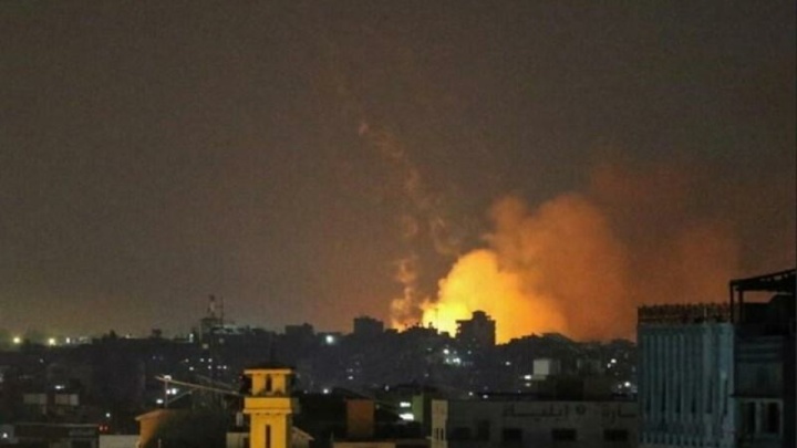 طوفان‌الاقصی| صهیونیست‌ها شمال نوار غزه را بمباران کرند