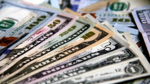 کاهش قیمت ارز قطعا ادامه‌دار است