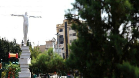 تردد در معابر منتهی به میدان کتاب، کانالیزه شد
