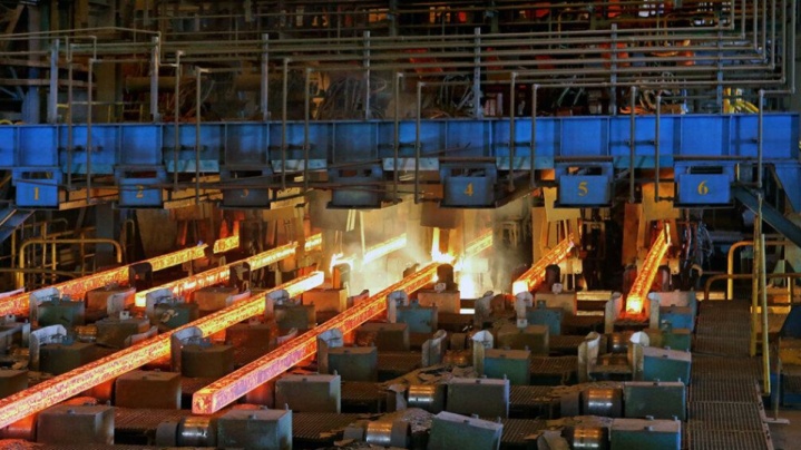 صنعت فولاد با تأمین برق پایدار رتبه اول رشد تولید را به دست آورد