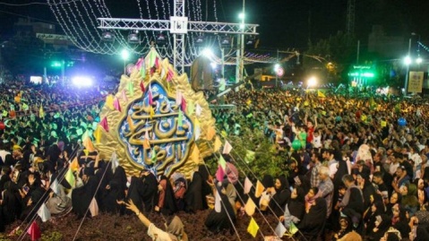 استقبال تهران از جشن میلاد امام هشتم (ع)