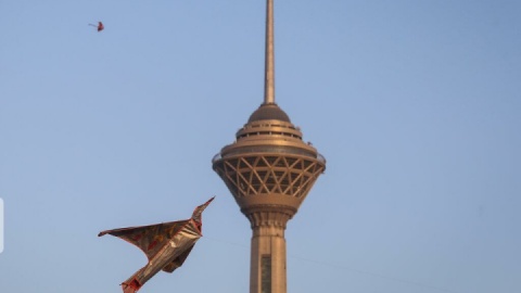 برج میلاد تعطیل می شود