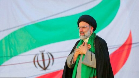 خدمات بی‌منت و شبانه‌روزی شهید رئیسی در یاد ملت می‌ماند