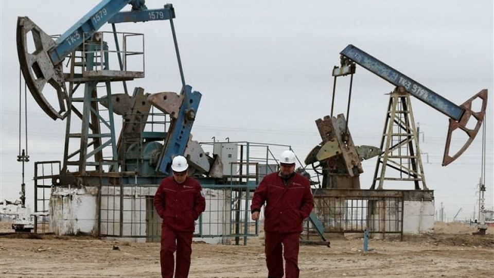 افت قیمت جهانی نفت
