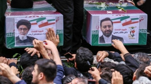 قلب تمام ملت ایران در فراق آیت‌الله آل‌هاشم آرزده شده است