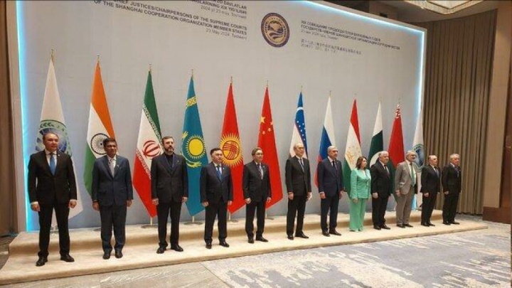 ادای احترام روسای نظامهای قضایی کشورهای عضو سازمان شانگهای به شهدای خدمت ایران