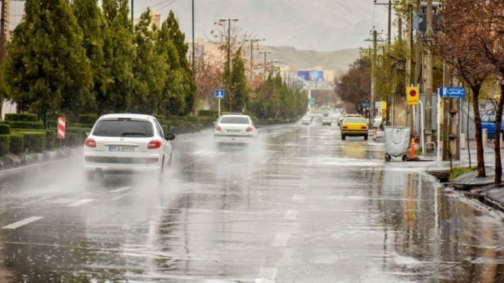 رگبار پراکنده و وزش باد موقتی در راه اغلب استان‌های کشور