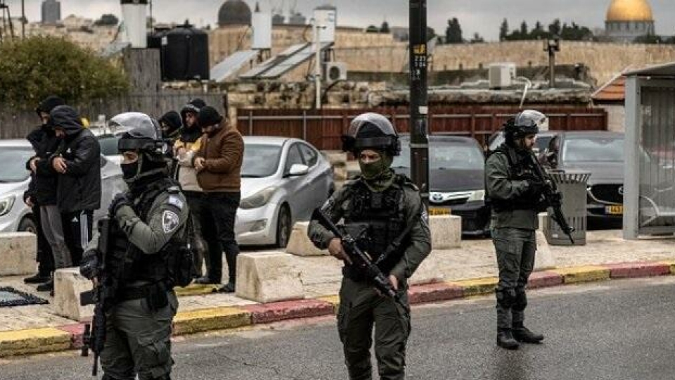 بازداشت فلسطینی‌ها در یورش اشغالگران به اردوگاه الفارعه