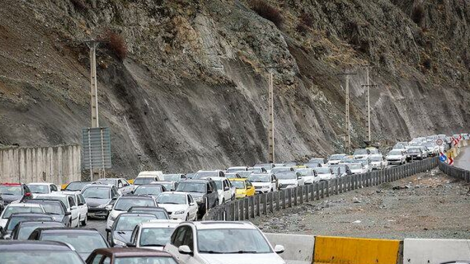 وضعیت جاده‌ها| ترافیک سنگین در محورهای چالوس و هراز