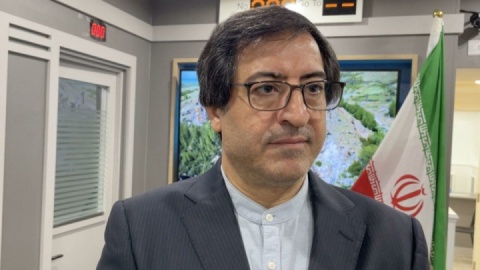 کاردار ایران: افراد متعرض به رای‌دهندگان در انگلیس باید پاسخگو باشد