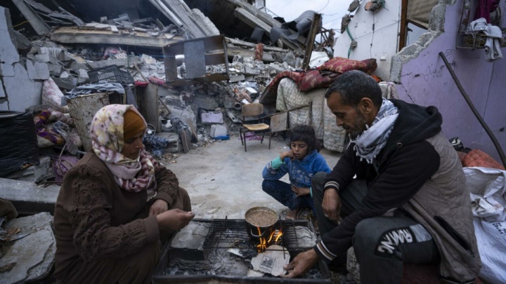 دولت غزه: قحطی، جان هزاران کودک و بیمار را تهدید می‌کند