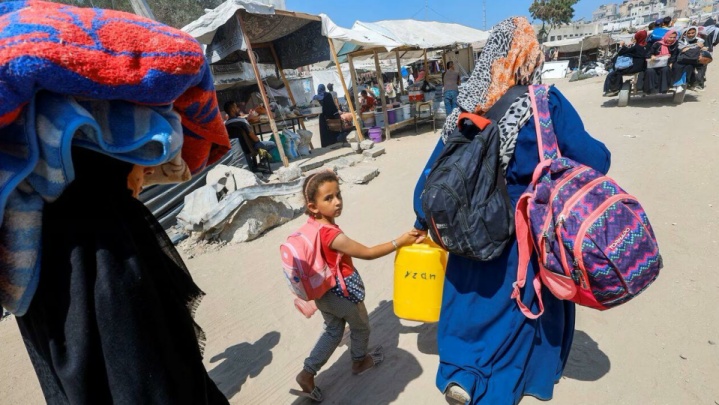 اوچا: ۱۹۰ هزار فلسطینی از خان‌یونس و دیرالبلح در یک هفته آواره شدند