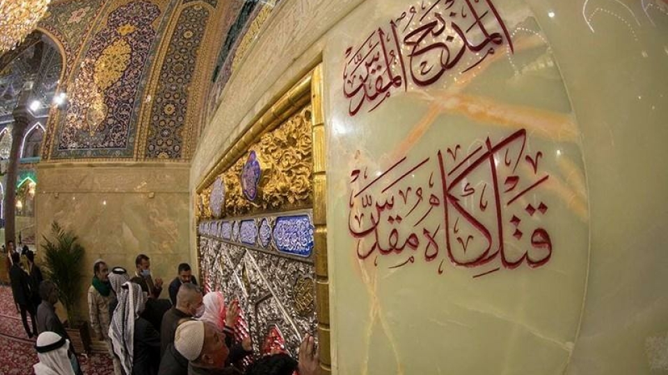 چرا قاتلین امام حسین(ع) را لعن و نفرین می‌کنیم؟