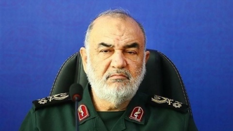 سلامی: به هرچه برای غلبه بر دشمن نیاز باشد تجهیز می‌شویم