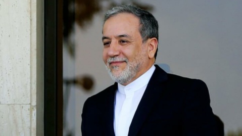 عراقچی: آنچه مانع وقوع جنگ می‌شود، آمادگی برای آن است