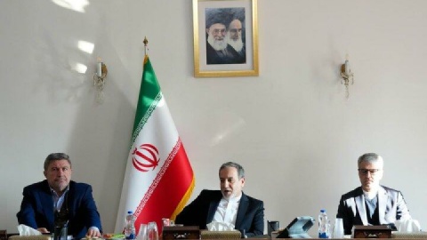 تاکید عراقچی بر لزوم هماهنگی میدان، دیپلماسی و رسانه در سیاست خارجی