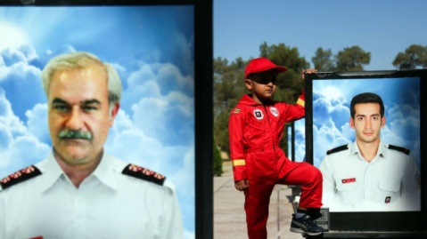 برپایی نمایشگاه عکس شهدای پلاسکو در برج میلاد