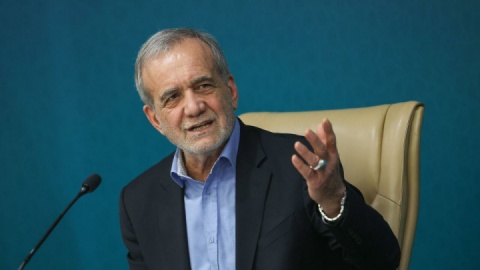 رئیس‌جمهور: جنگ اقتصادی امروز از جنگ ۸ ساله سخت‌تر است/ تامین منابع ۲ مرحله کالابرگ تا عید