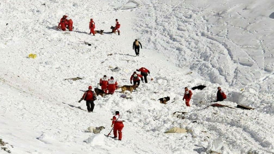 آخرین جزئیات مفقود شدن ۶ کوهنورد در پی وقوع بهمن؛ ۲ فوتی و یک مصدوم