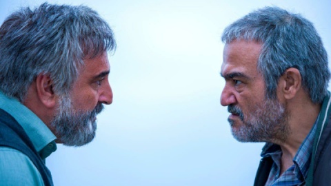 «رنگ خدا» و «آبی روشن»؛ تدارک سینمایی شبکه‌ها در سومین روز عید