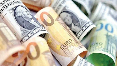 حجم کل معاملات در بازار ارز تجاری از ۷ میلیارد دلار گذشت