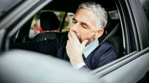توصیه‌های طلایی برای جلوگیری از حوادث ناشی از خواب‌آلودگی در ترافیک