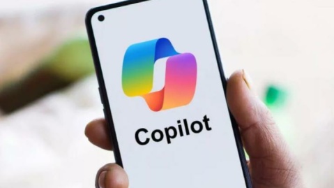 مایکروسافت قابلیت Copilot Vision را به ویندوز و موبایل می‌آورد