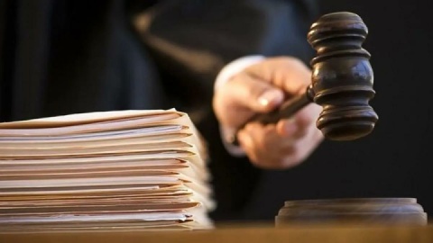 ادعای متهم در دادگاه پای یک پزشک را به پرونده قتل باز کرد