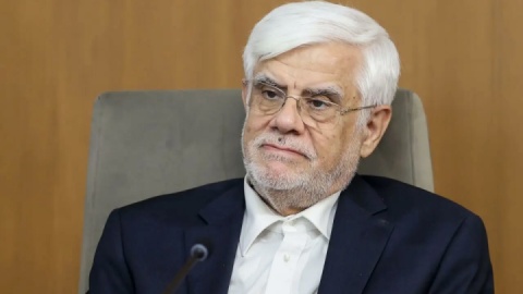 تشکر دخترهای بسکتبالیست از عارف معاون اول رئیس جمهور
